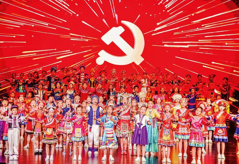 win10系统电脑右下角的任务栏运行程序图标有时会显示不出来，请问什么原因？游戏画面
