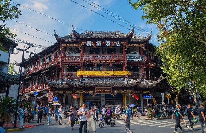 外卖员送20元麻辣烫洒了点汤,被客户报警派出所待一宿:6元挣的太亏了