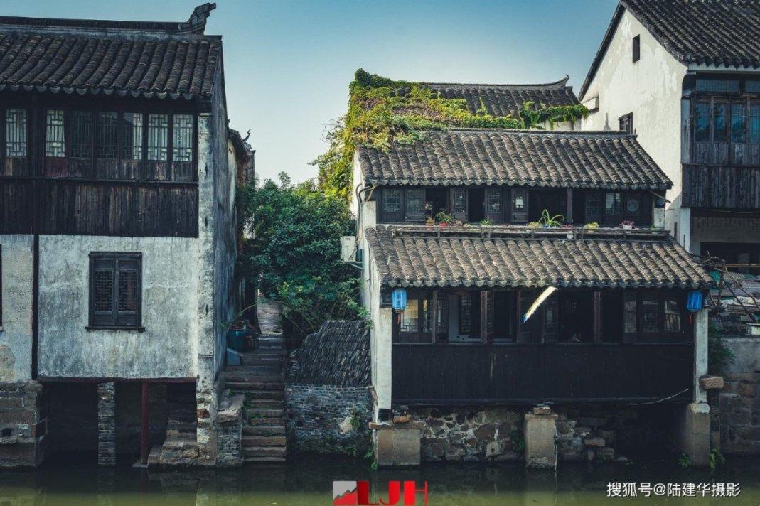 古墓丽影9